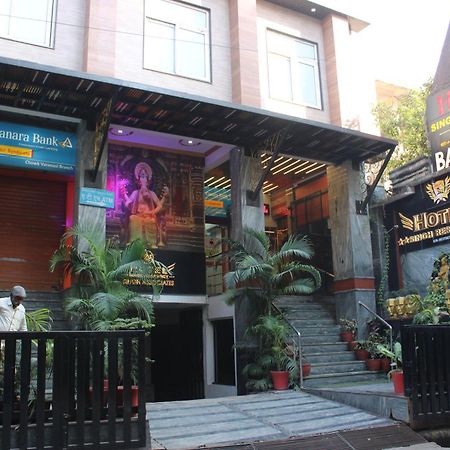 Hotel Singh Residency Varanasi Bagian luar foto