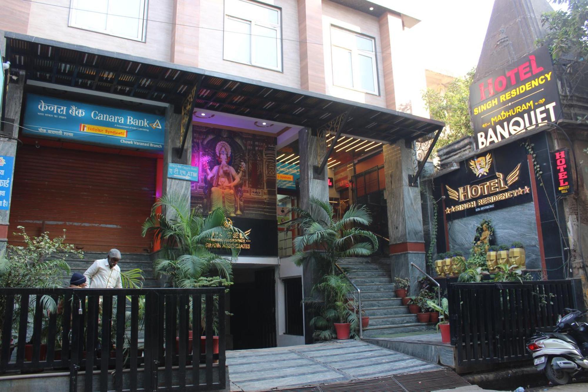 Hotel Singh Residency Varanasi Bagian luar foto